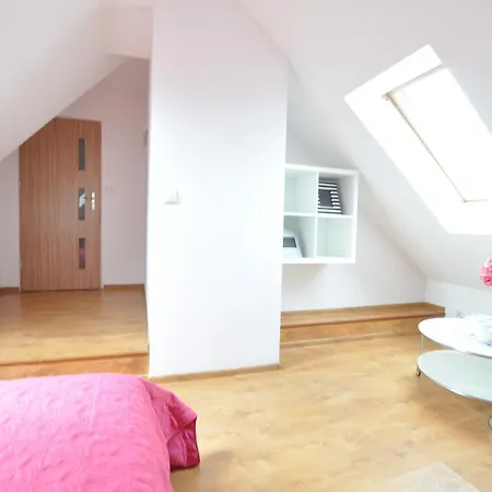 786 Hostel Σόποτ