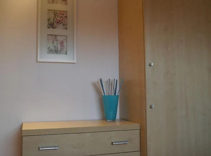 Auberge de jeunesse 786 *